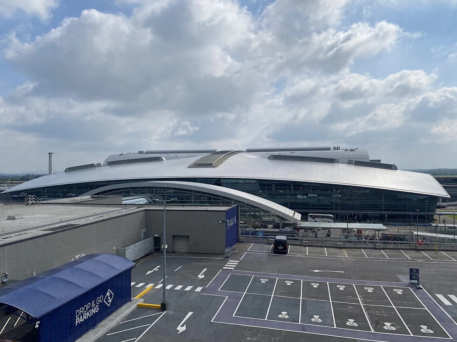 Dublin Airport Terminal 2 exterior