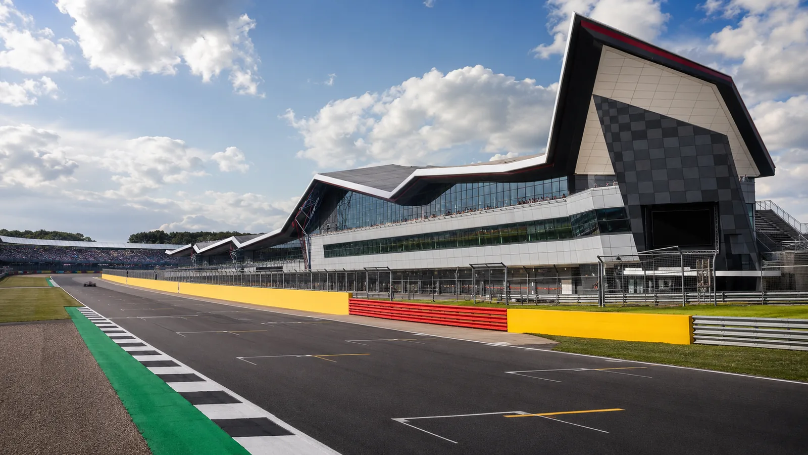 Silverstone circuit main straight and modern pit building
